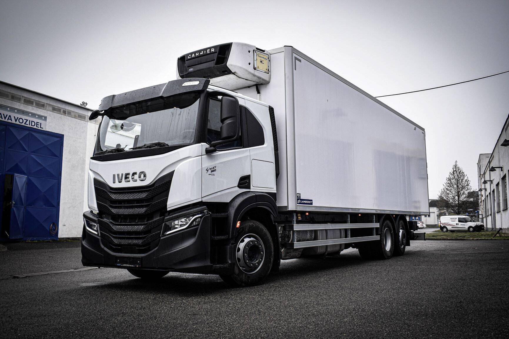 IVECO S-WAY s chladírenskou nástavbou