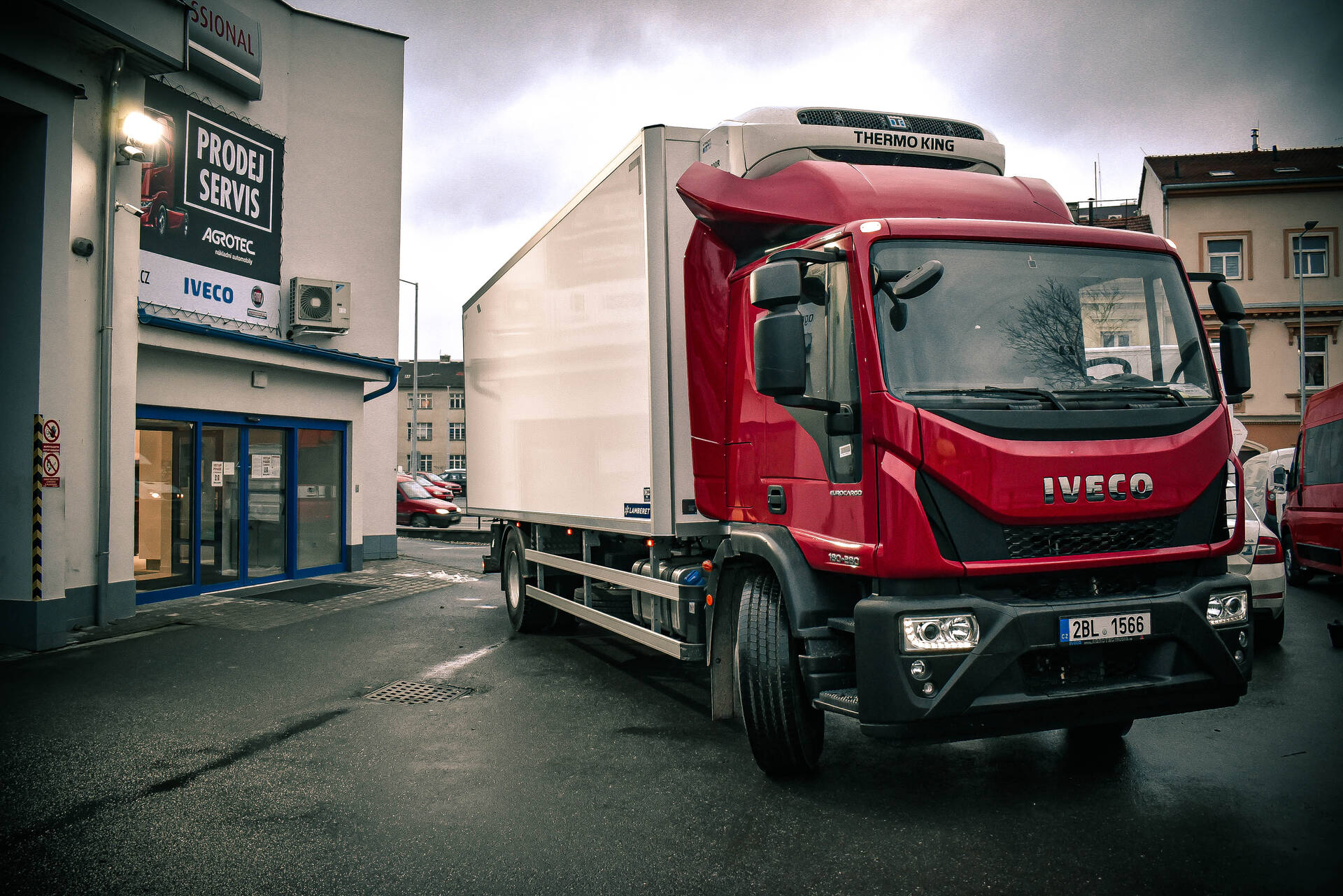 IVECO EUROCARGO s chladírenskou nástavbou