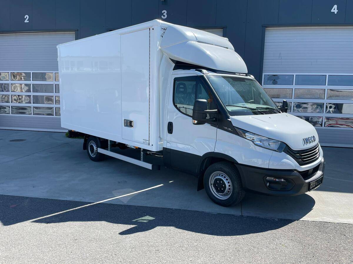 Iveco Daily  35S16 skříň, klima