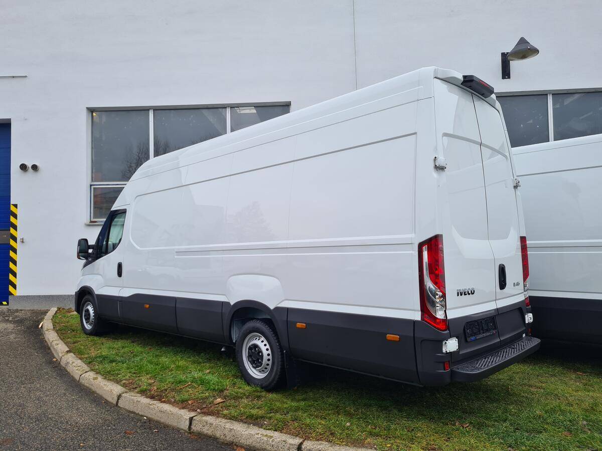 Iveco Daily  35S18 MAXI automat