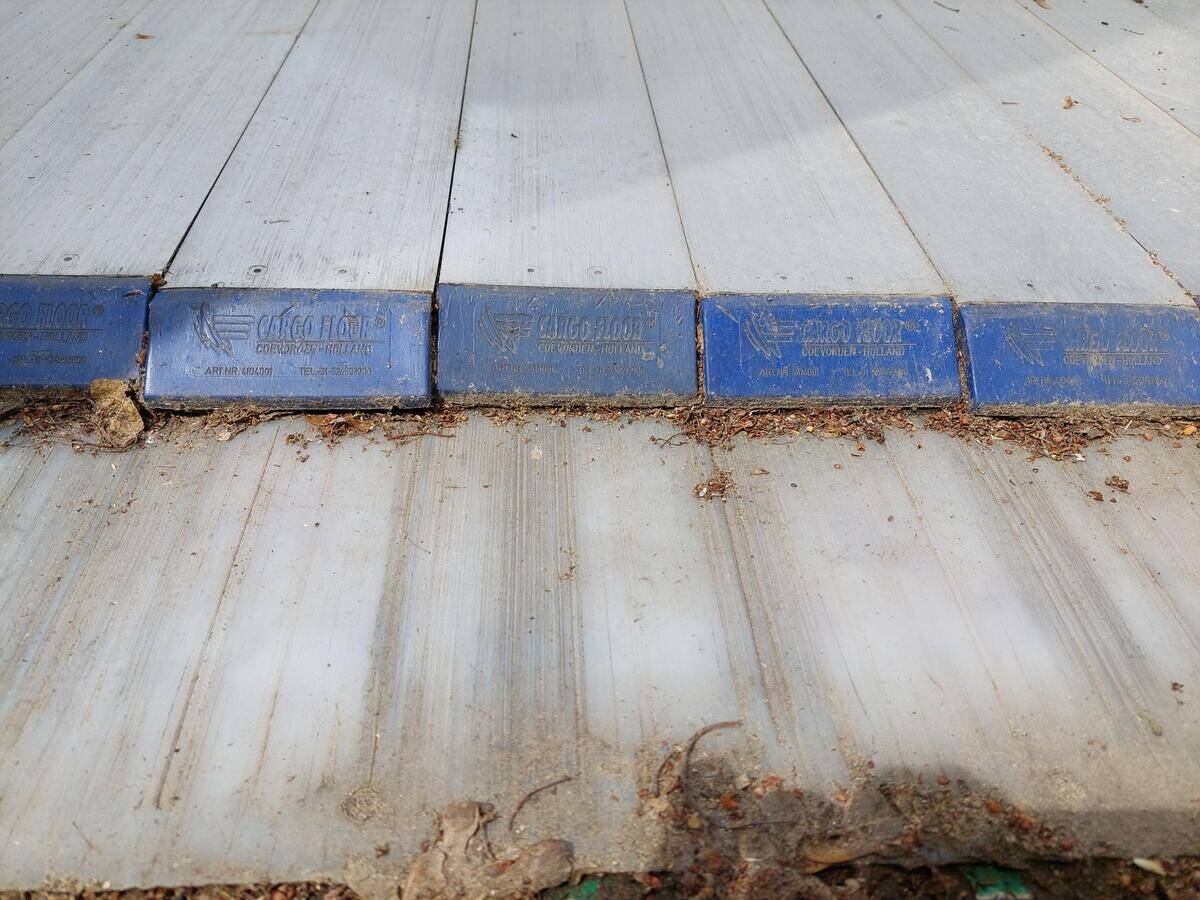 Ostatni model ostatni Reisch 35/24LK, posuvka