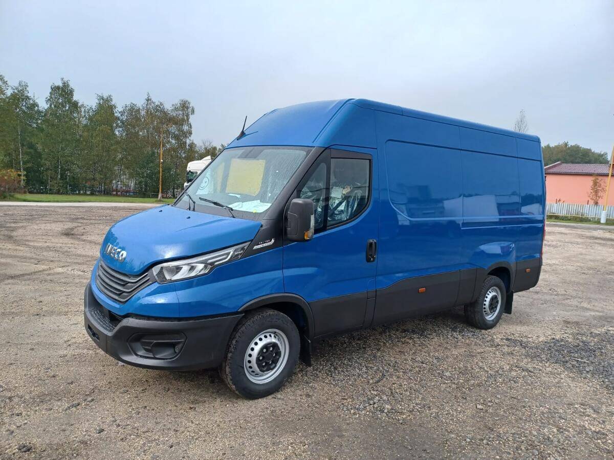 Iveco Daily 35S18HA8 klima, automat Furgon