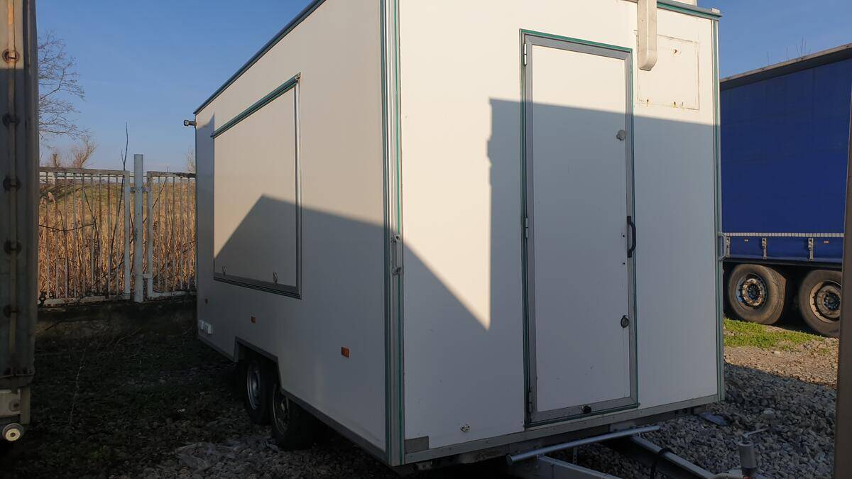 Ostatni model ostatni FORT AGP4500 pojízdná prodejna