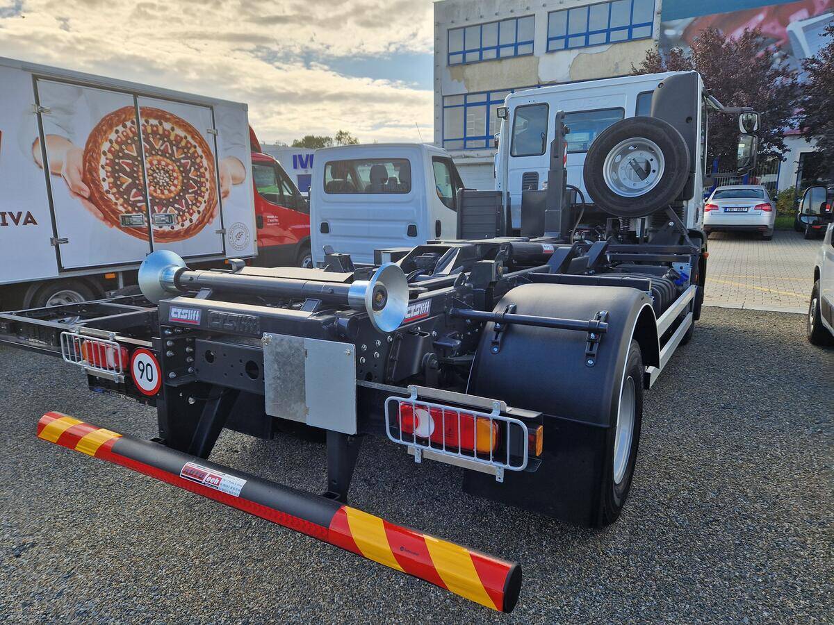 Iveco Eurocargo  120E22 natahovák 8t skladem