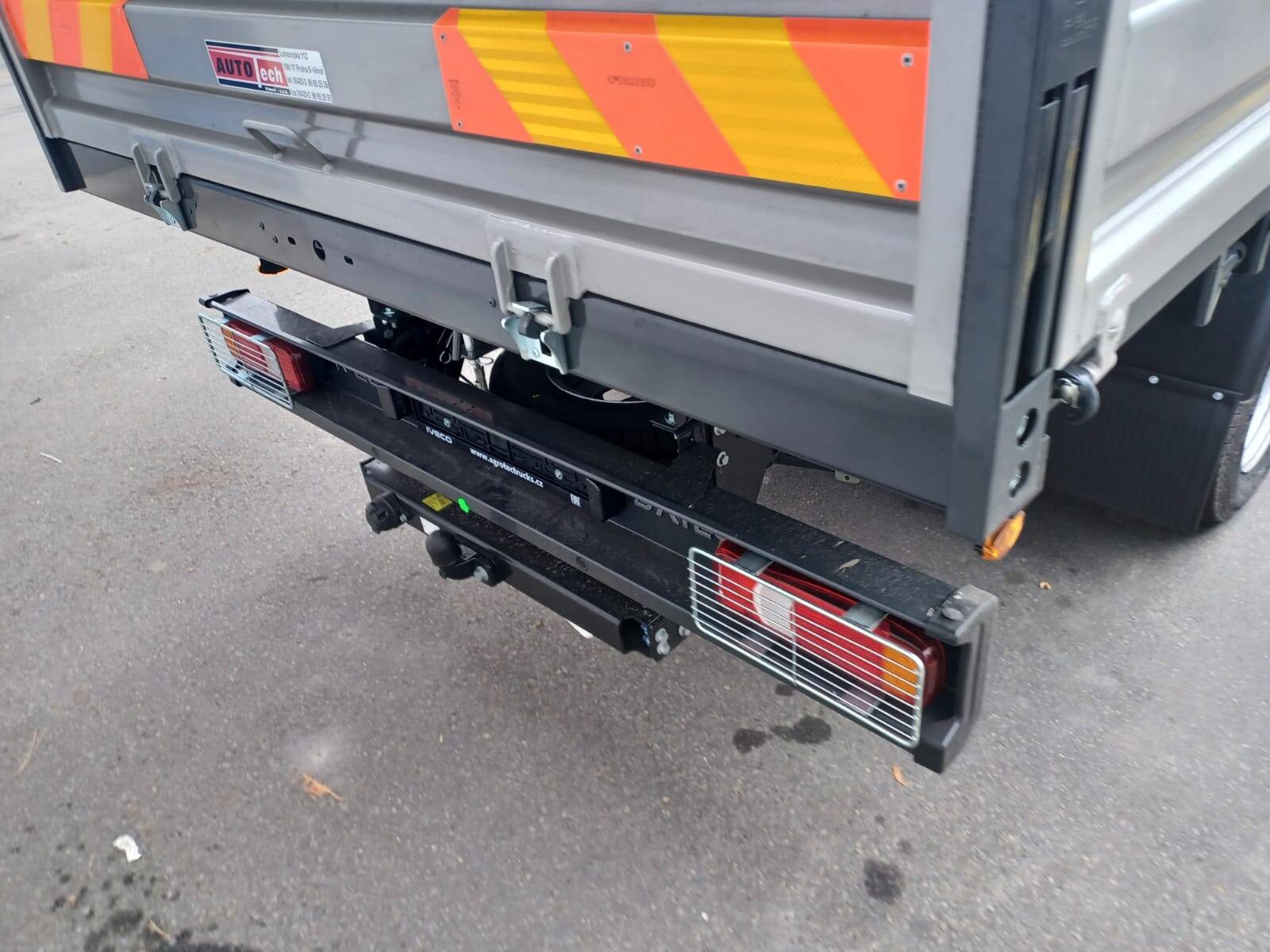 Iveco Daily 50C18 do 3,5t sklopka,