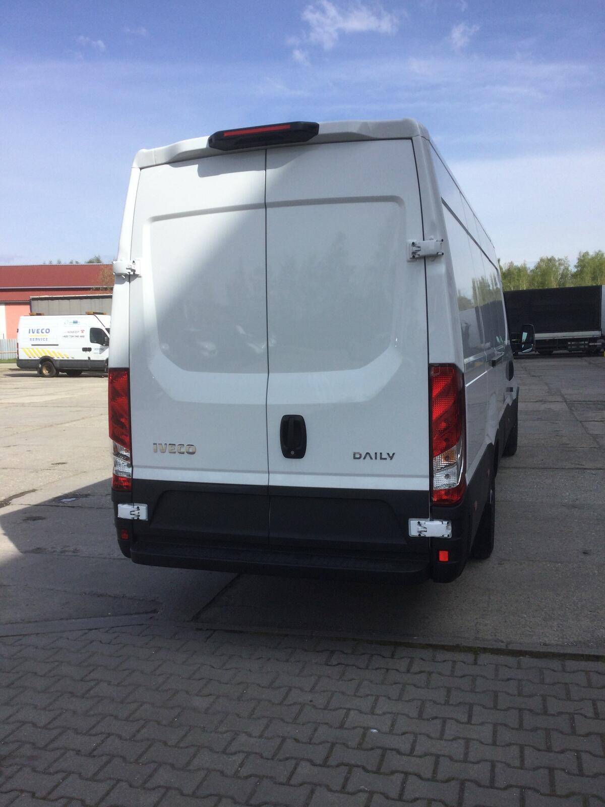 Iveco Daily  35S16V maxi, klima, skladem