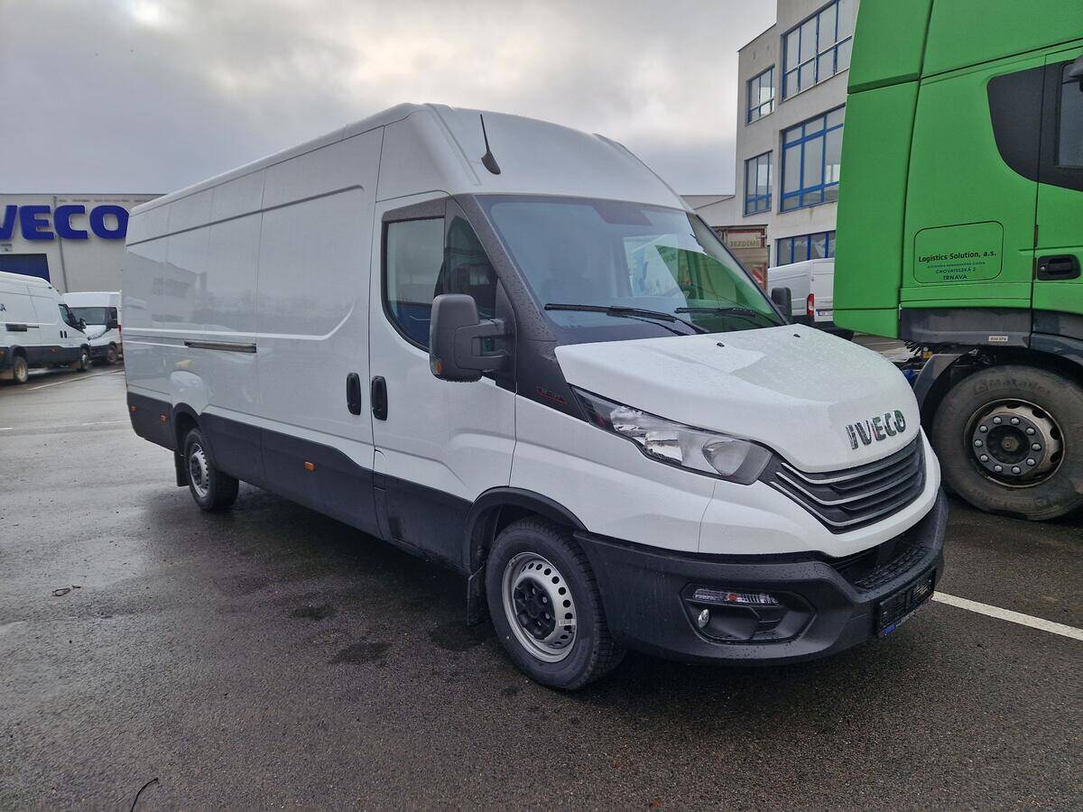 Iveco Daily  35S18HA8 Van  klima, automat