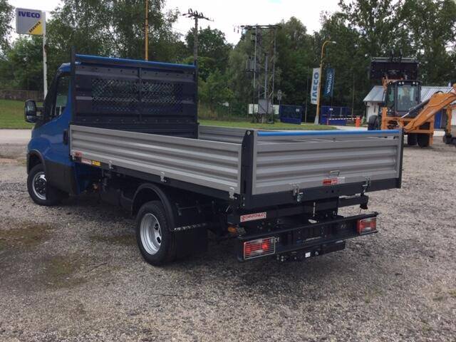 Iveco Daily  50C18 do 3,5t sklopka