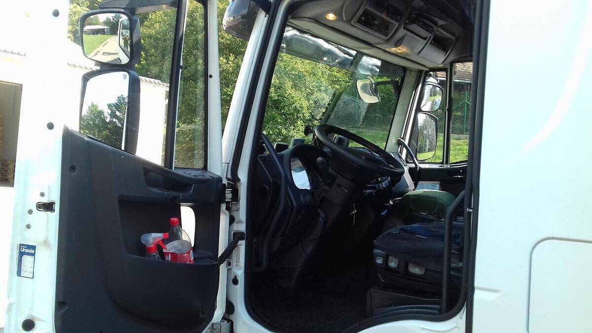 Iveco Eurocargo ML75E18 skříň, klima