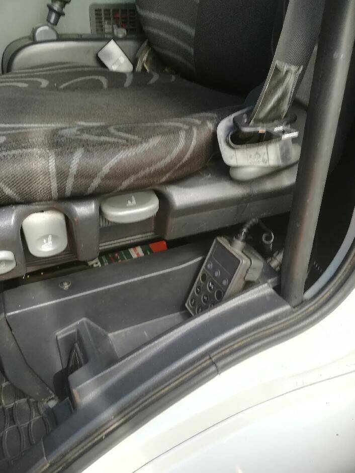 Iveco Eurocargo 120E25+SVAN plachta