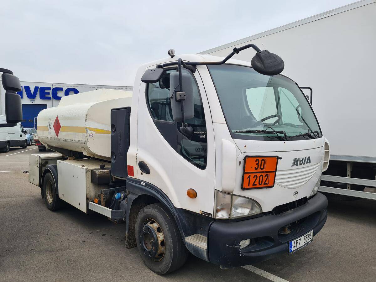 Avia 90 L D120 cisterna ADR FL