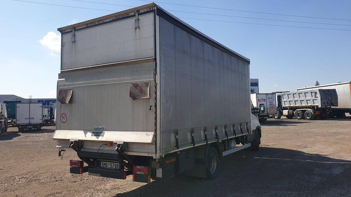 Iveco Daily 70C17 plachta reservace
