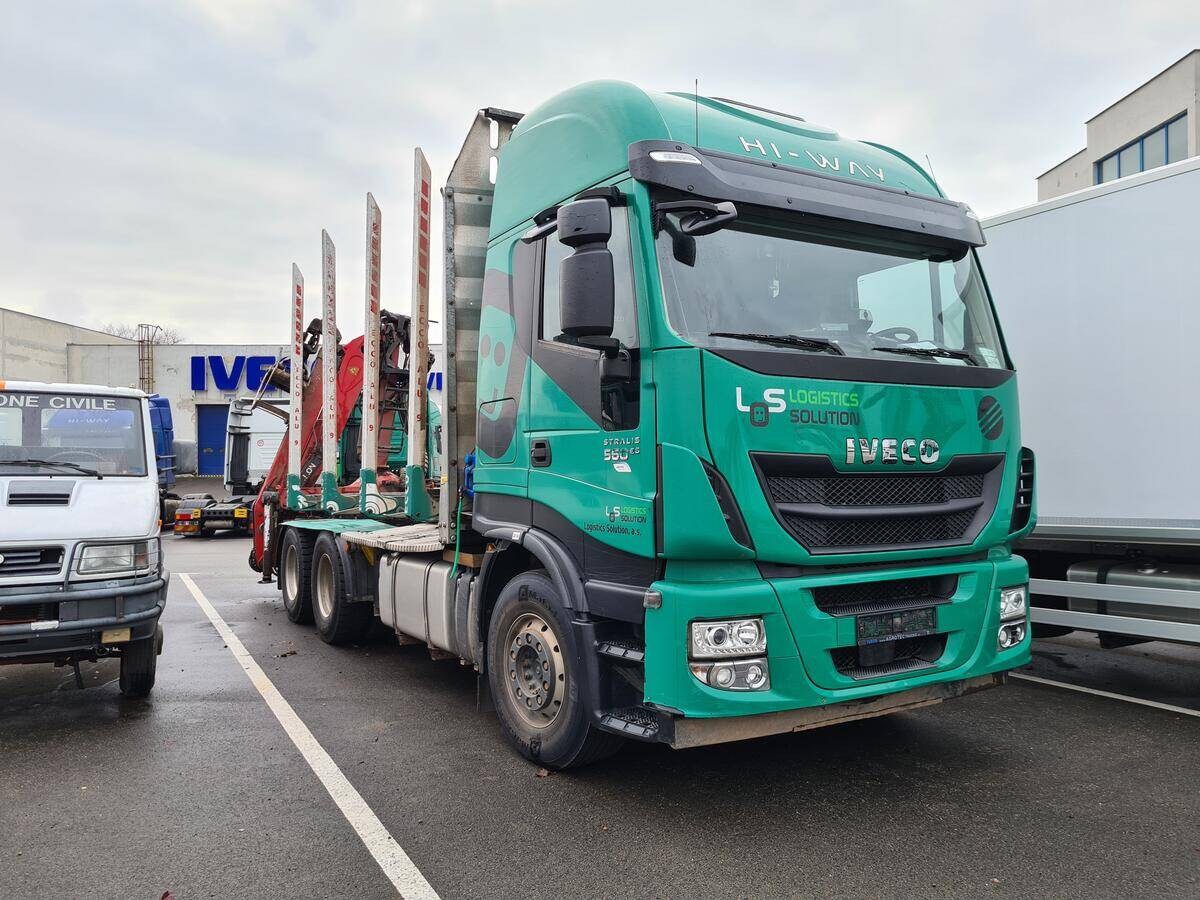 Iveco Stralis AS260S56 6x4 s HR lesák