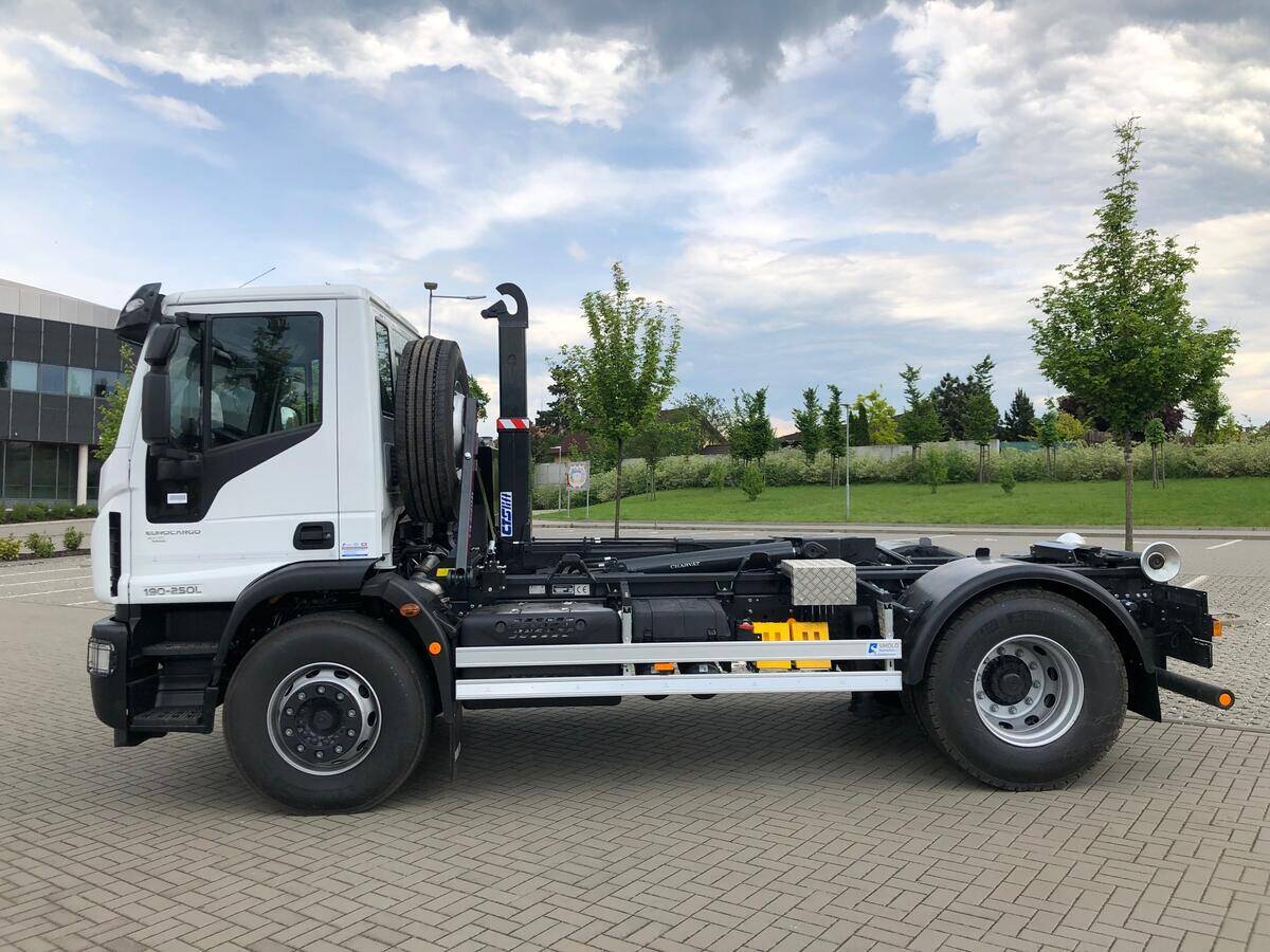 Iveco Eurocargo  ML180E25 nosič kontejneru 