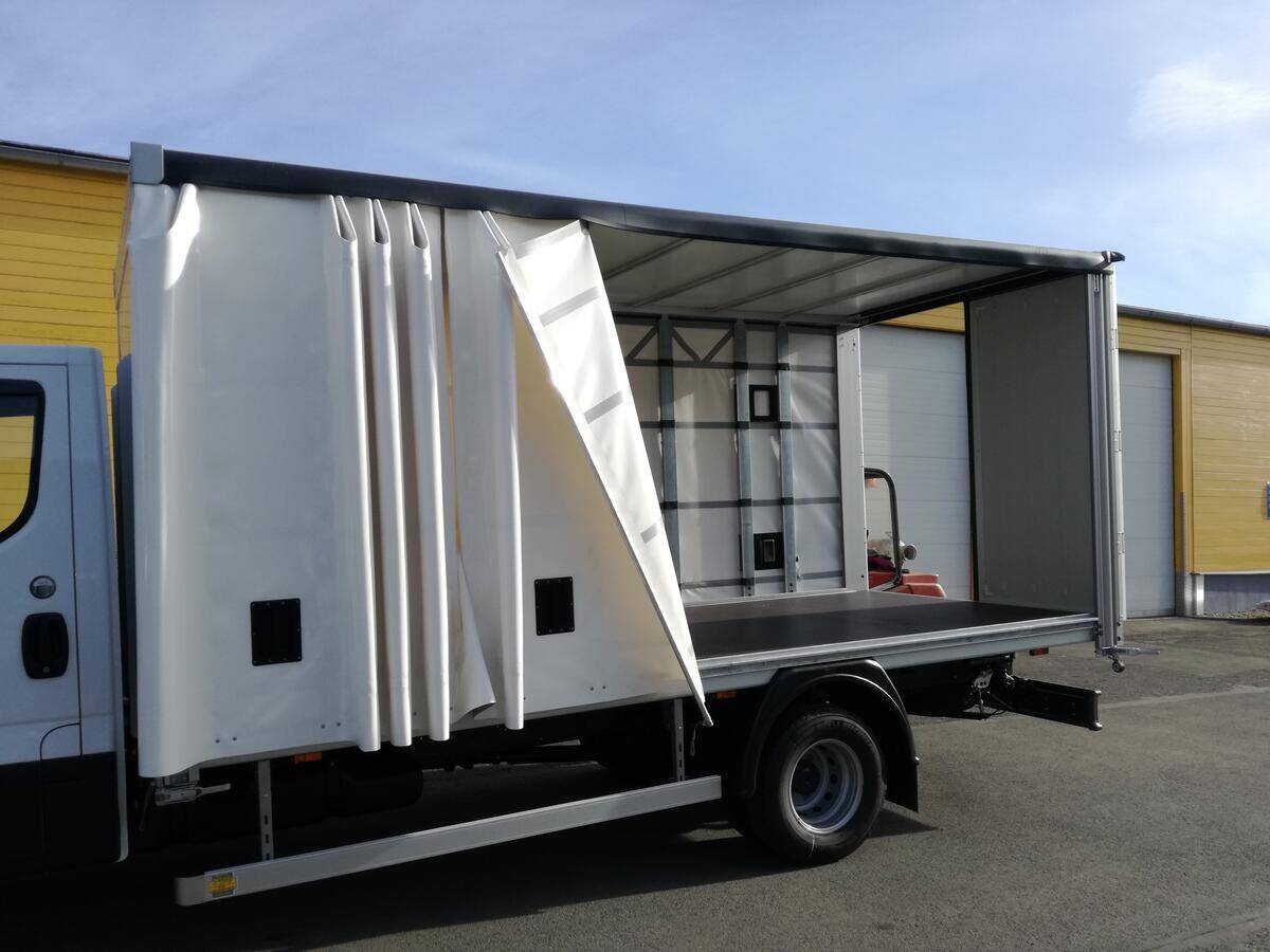 Iveco Daily  72C18 nápojovka 10pal.