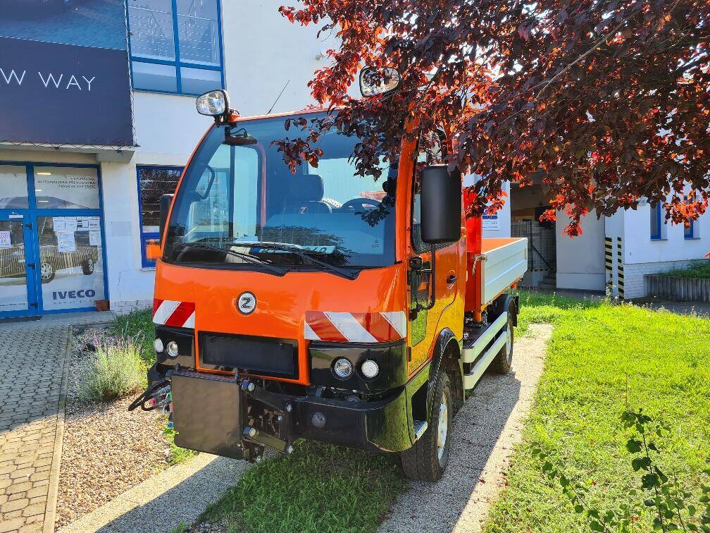 ZEBRA Dlouhá Zebra L sklápěč 4x4