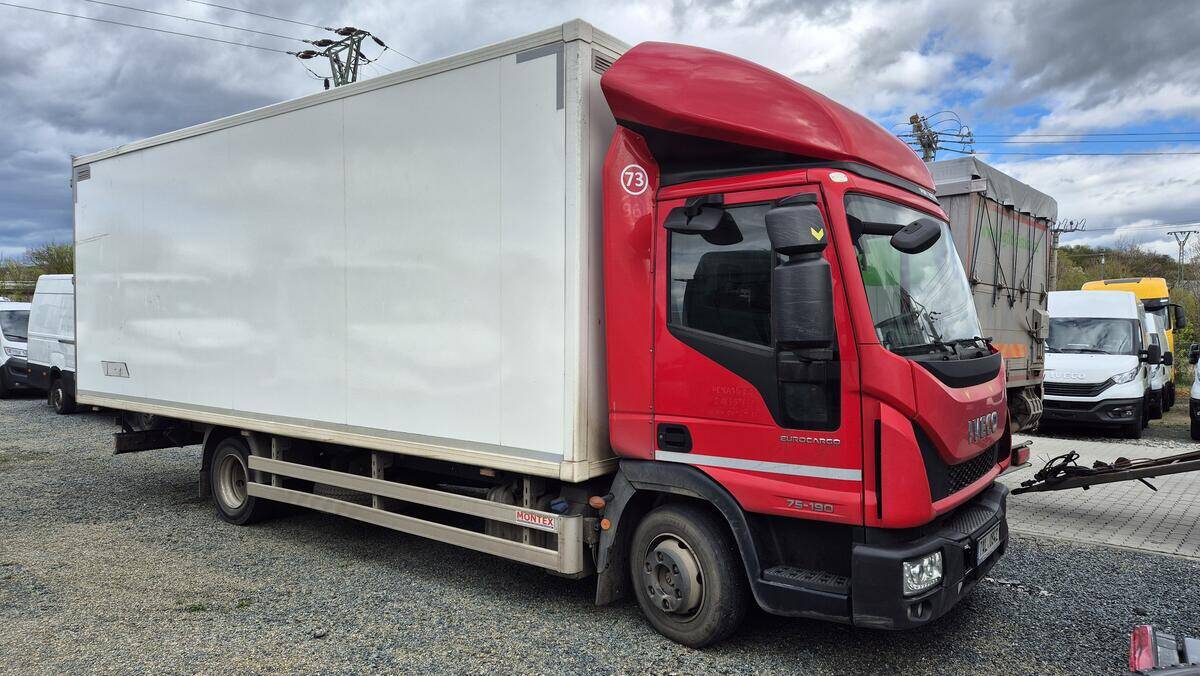 Iveco Eurocargo EC75E, skříň