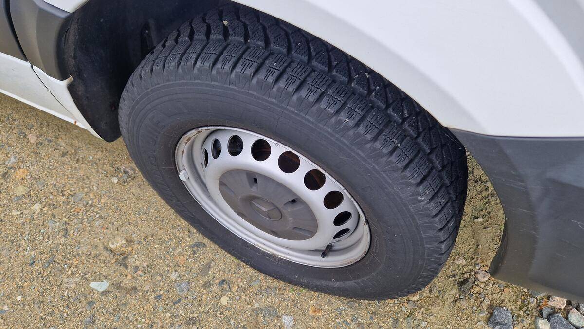 Mercedes-Benz Sprinter 906BB35