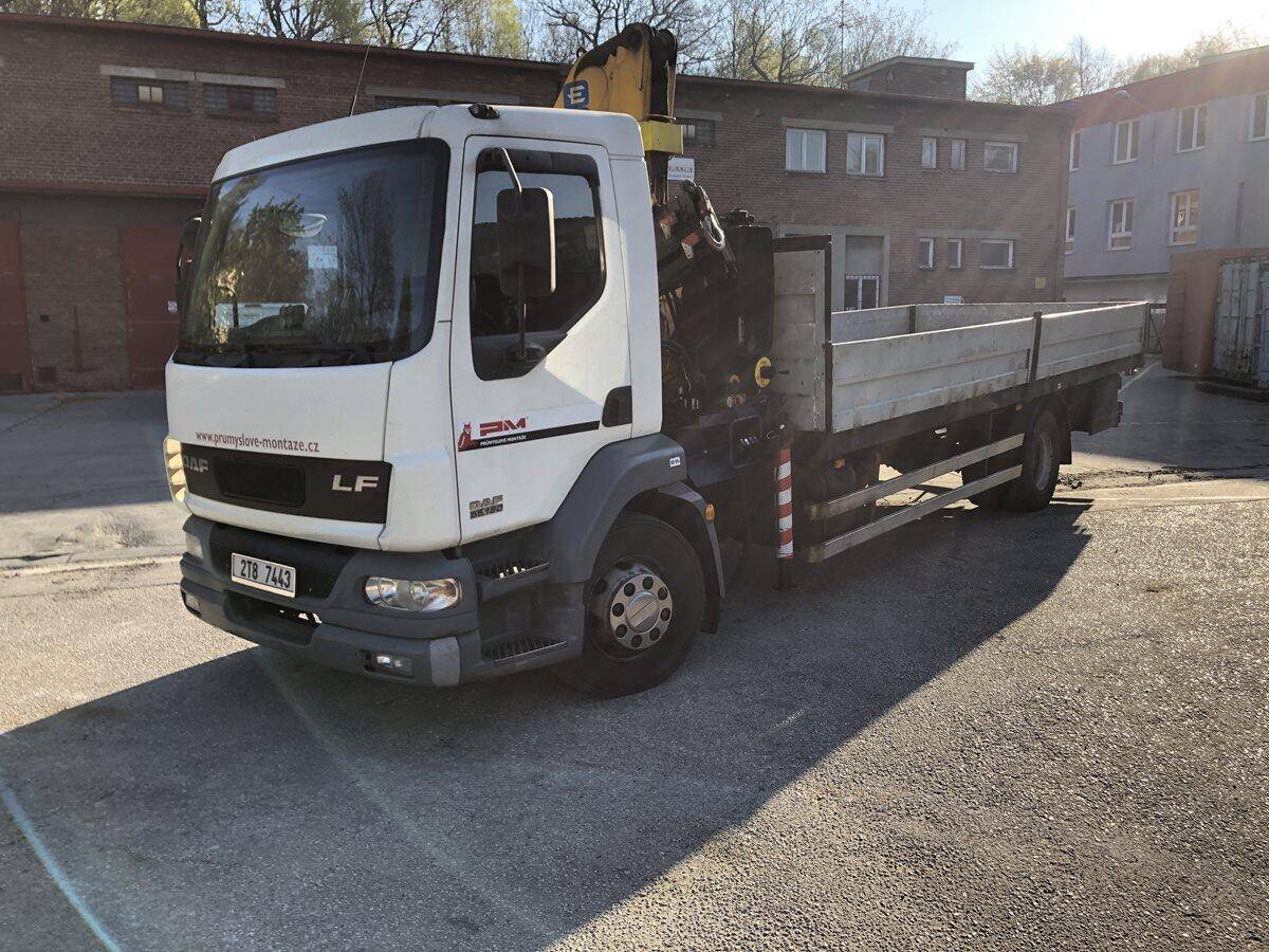 DAF LF  55.180 valník + HR