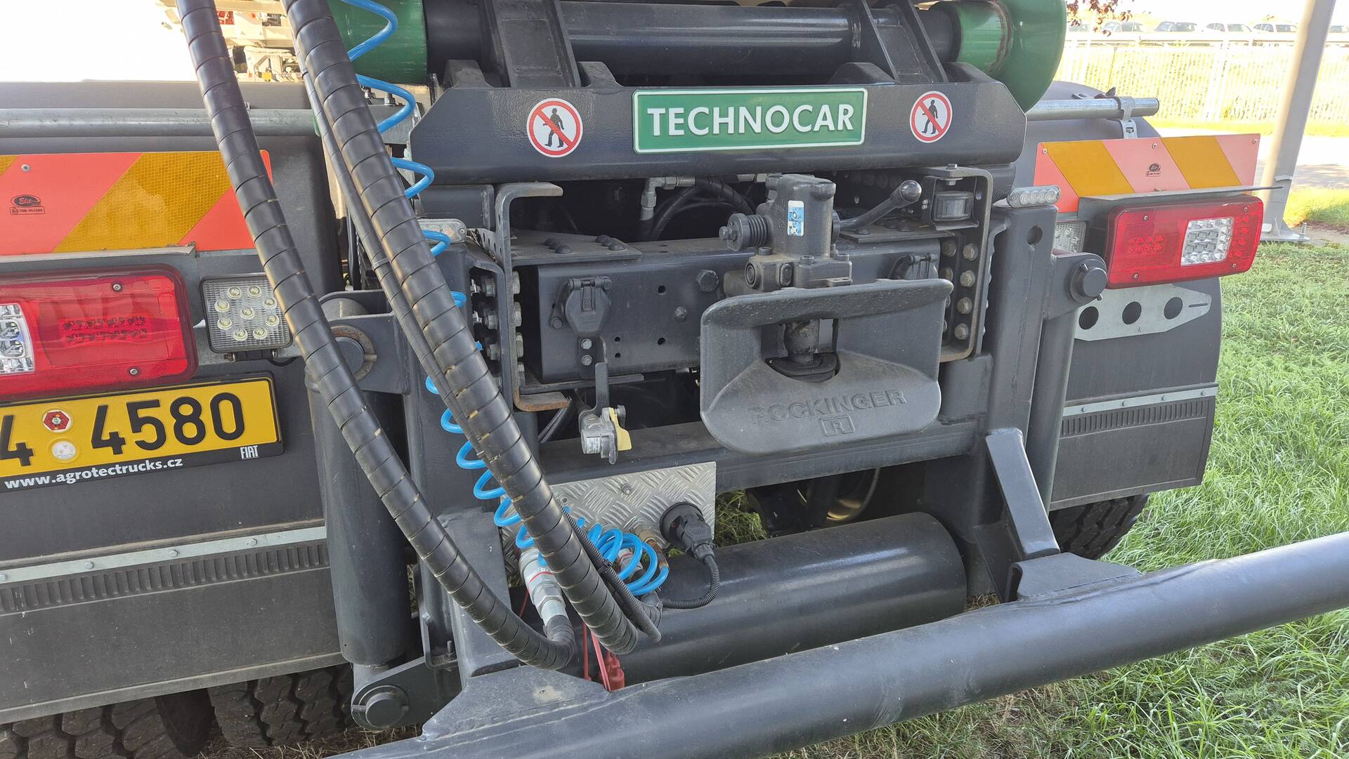 Iveco Traktor T-Way AD410T45W 8x8, natahovák