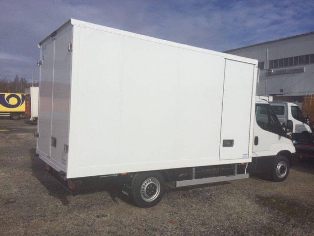 Iveco Daily  35S16 skříň, klima