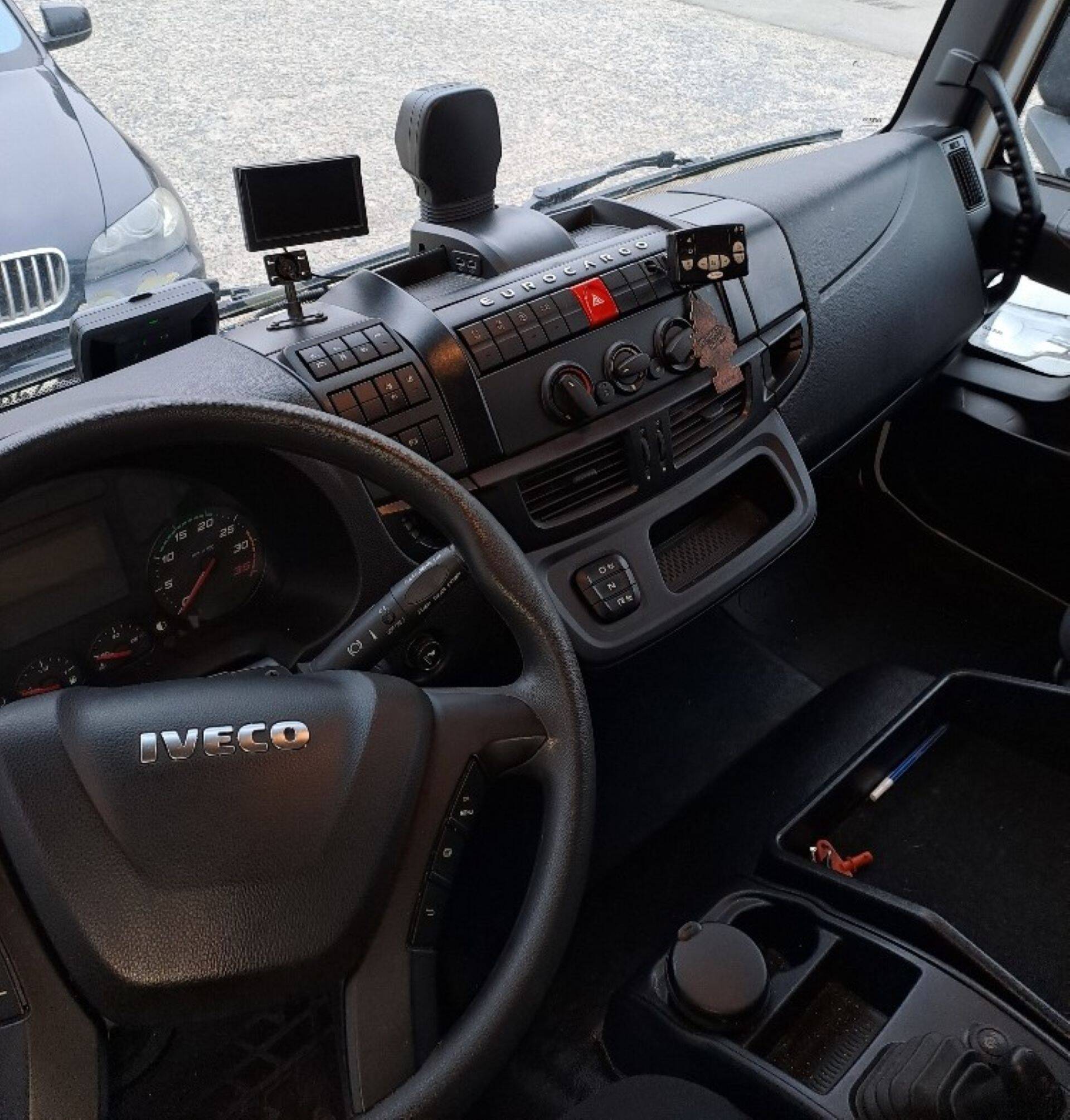 Iveco Eurocargo ML 180EL32/P skříň, HČ