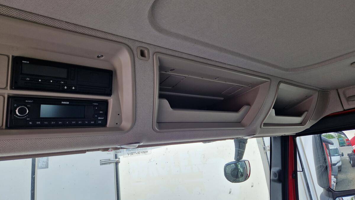 product-gallery-image