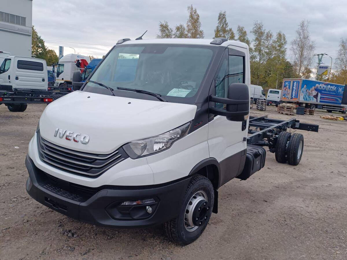 Iveco Daily 70C18H klima Podvozek s kabinou
