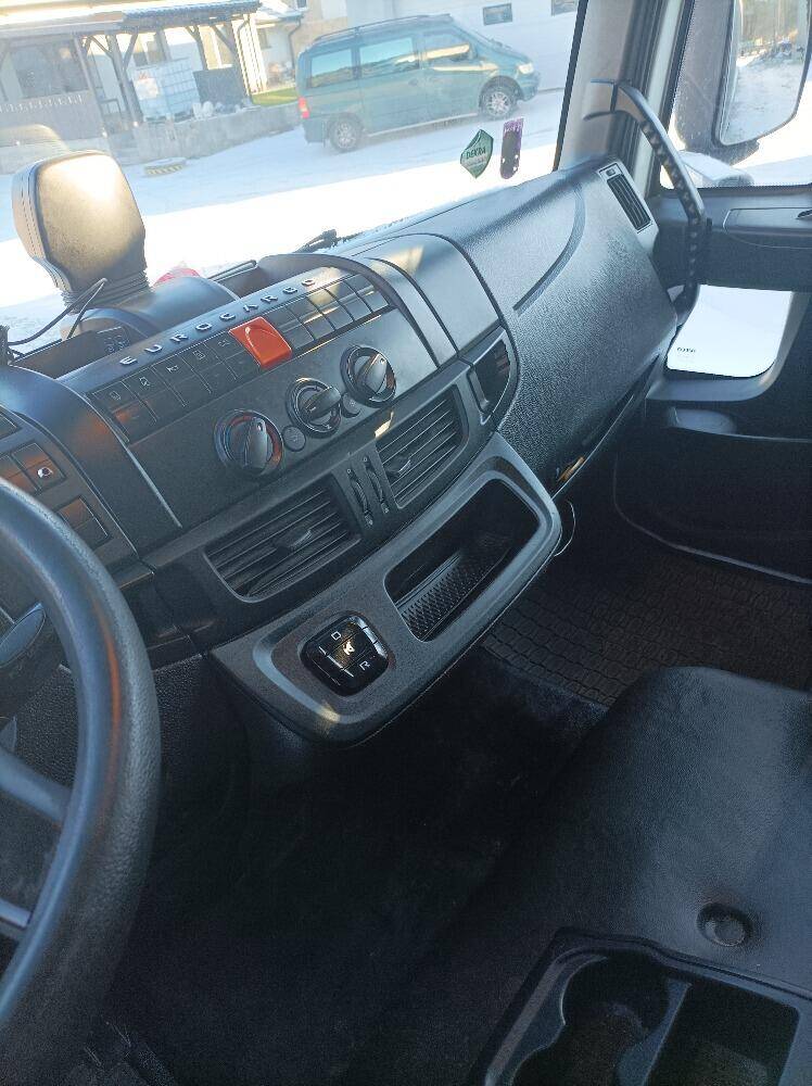 Iveco Eurocargo 160E + vlek, motor po GO