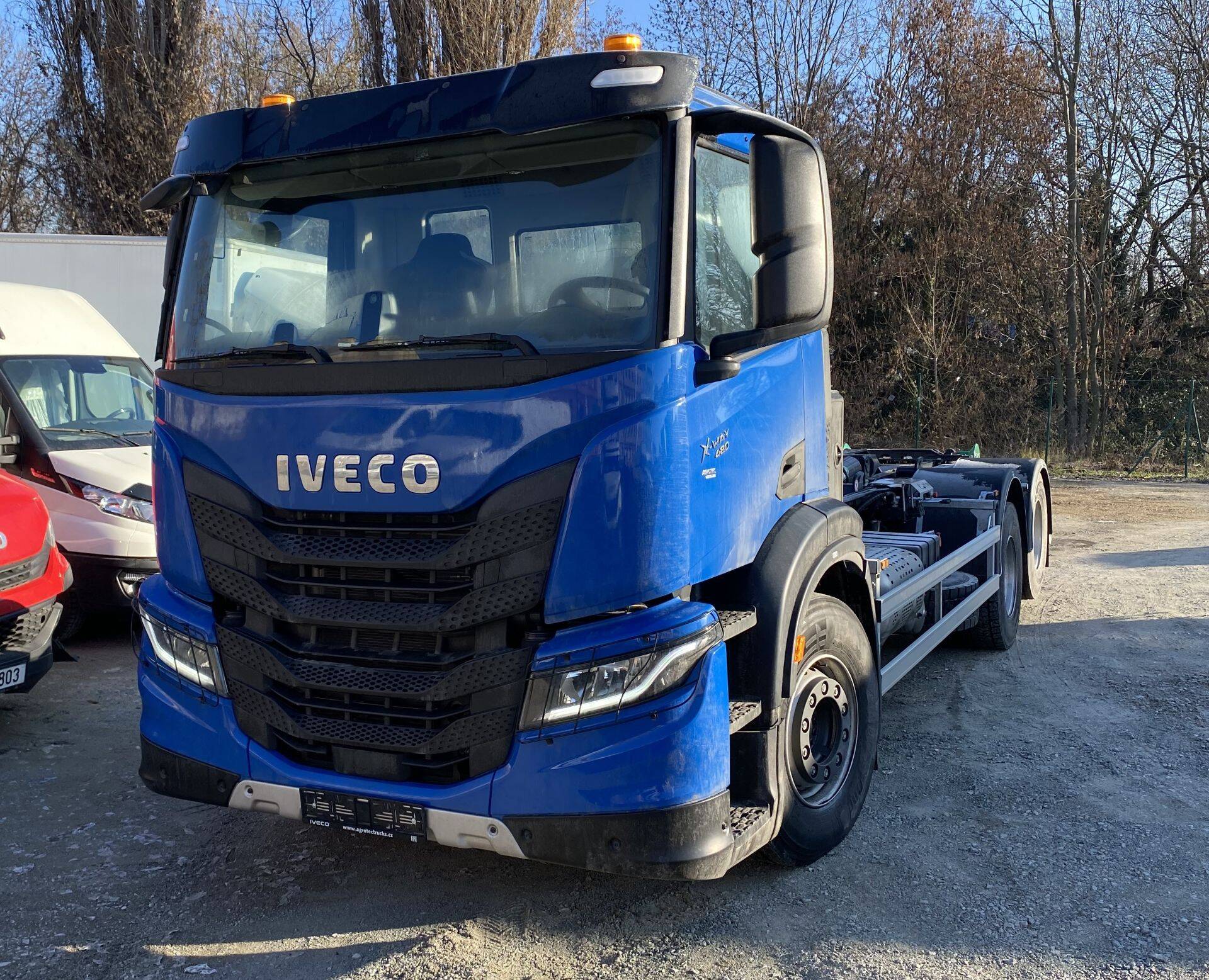 Iveco X-WAY AD280X48Y/PT 6x2 kontejner