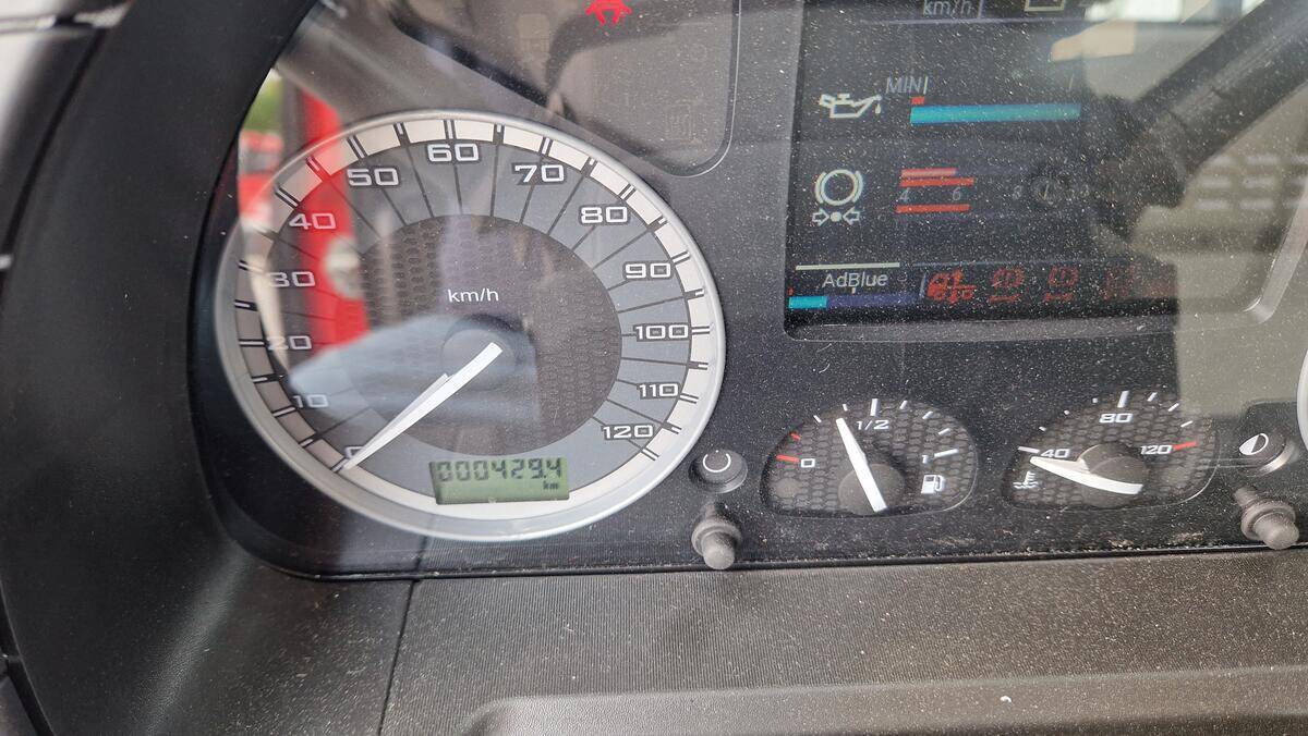 product-gallery-image