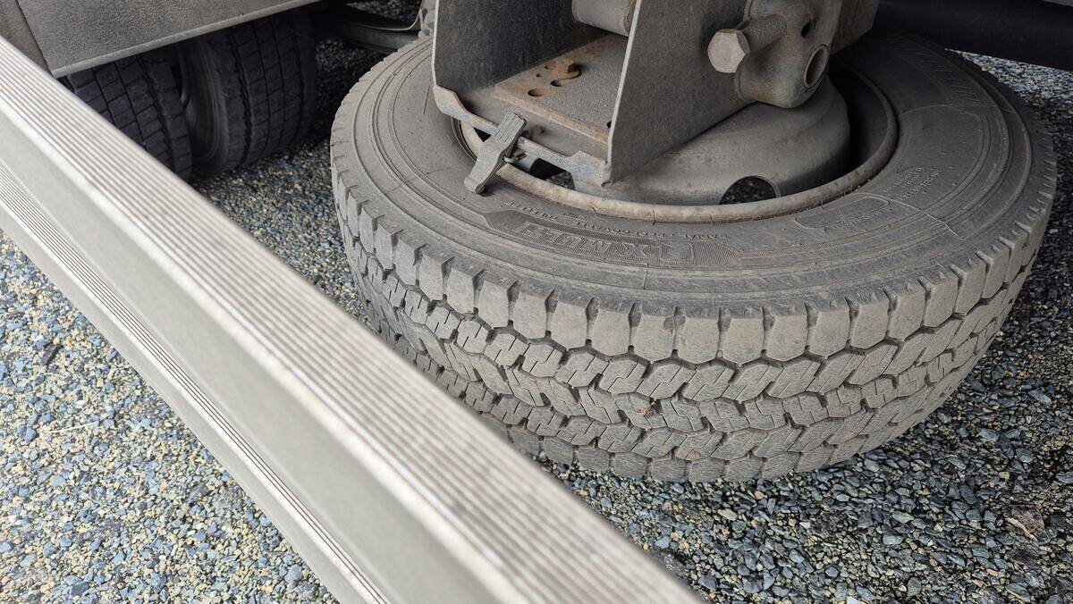 Iveco Eurocargo EC75E, skříň