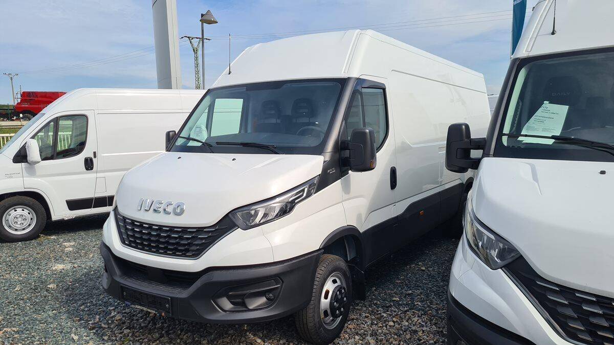 Iveco Daily  35S16 16m3 6míst