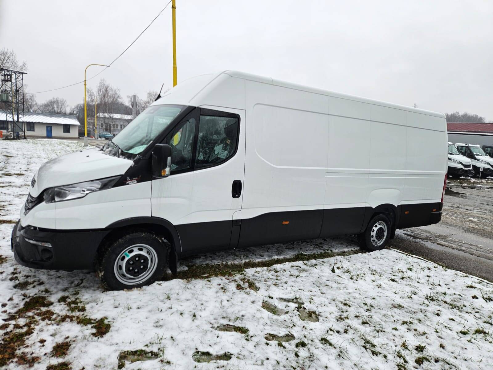 Iveco Daily 35S16 V 16m3, klima