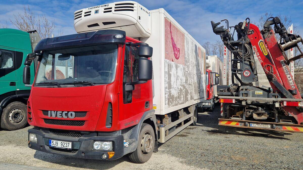 Iveco Eurocargo 120E22 skříň