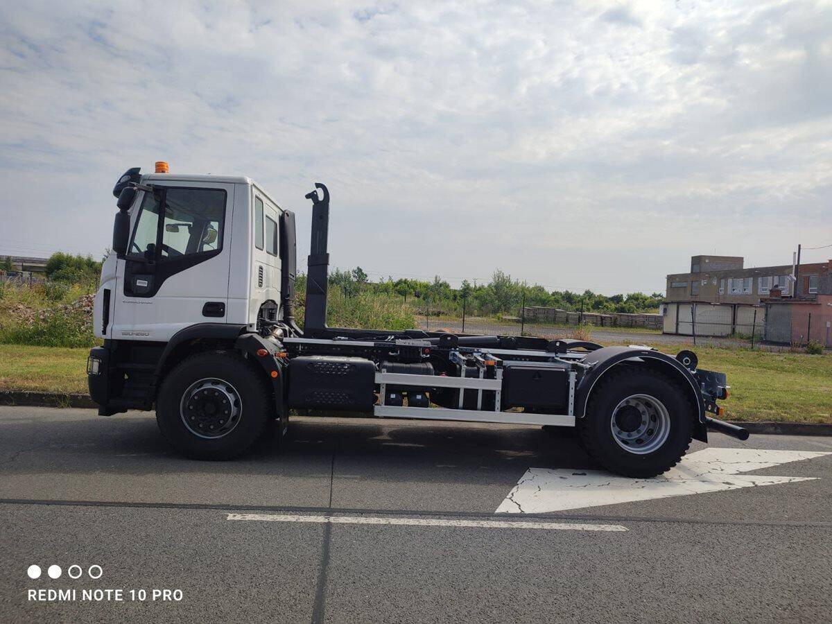 Iveco Eurocargo  180E28/P 12t nosič TNH 12/42