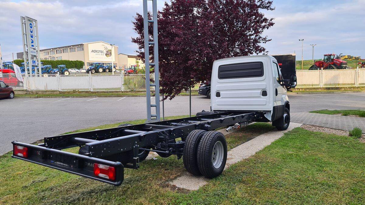 Iveco Daily  70C18