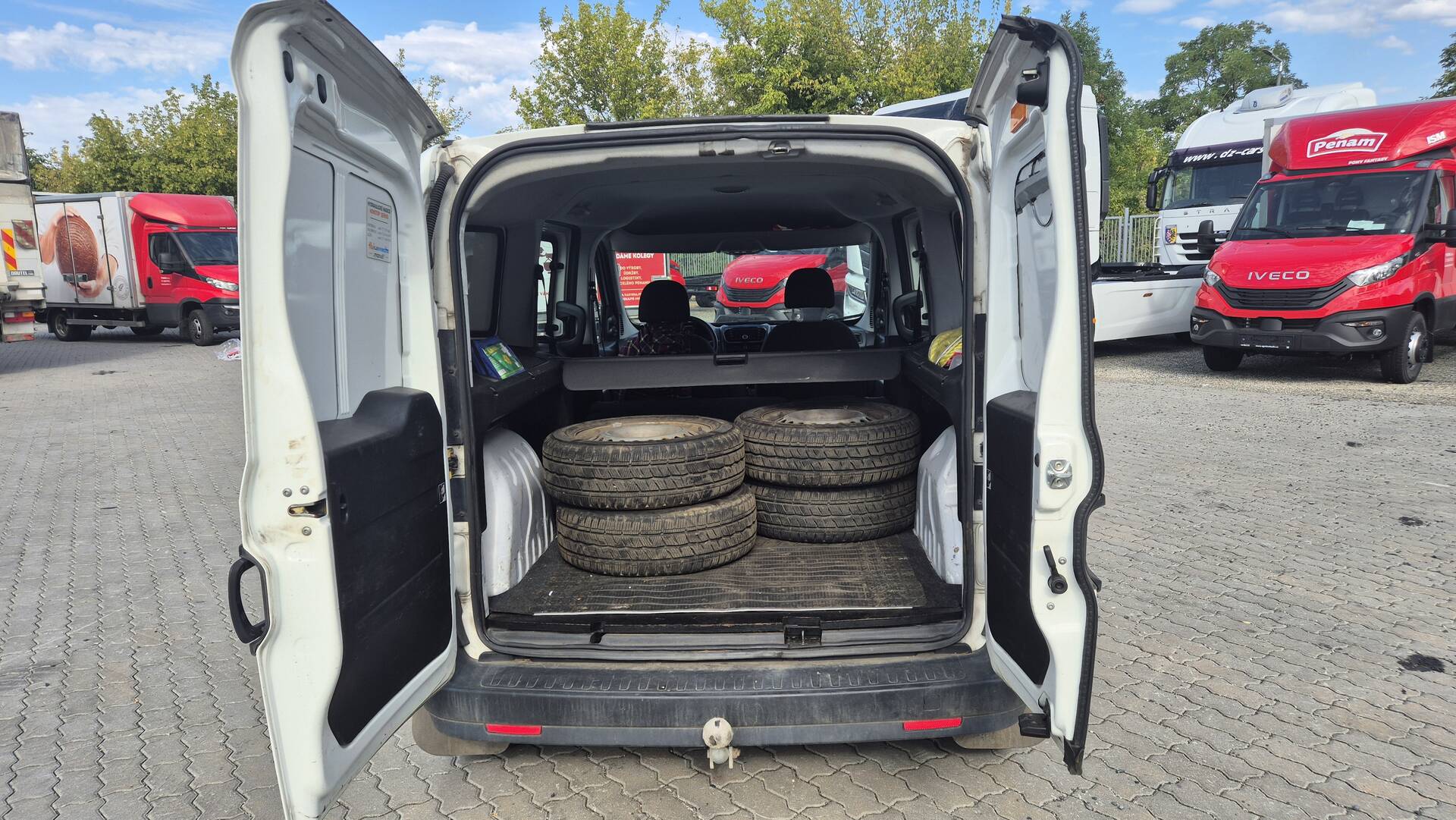 Fiat Dobló cargo Combi 2.0 JTD