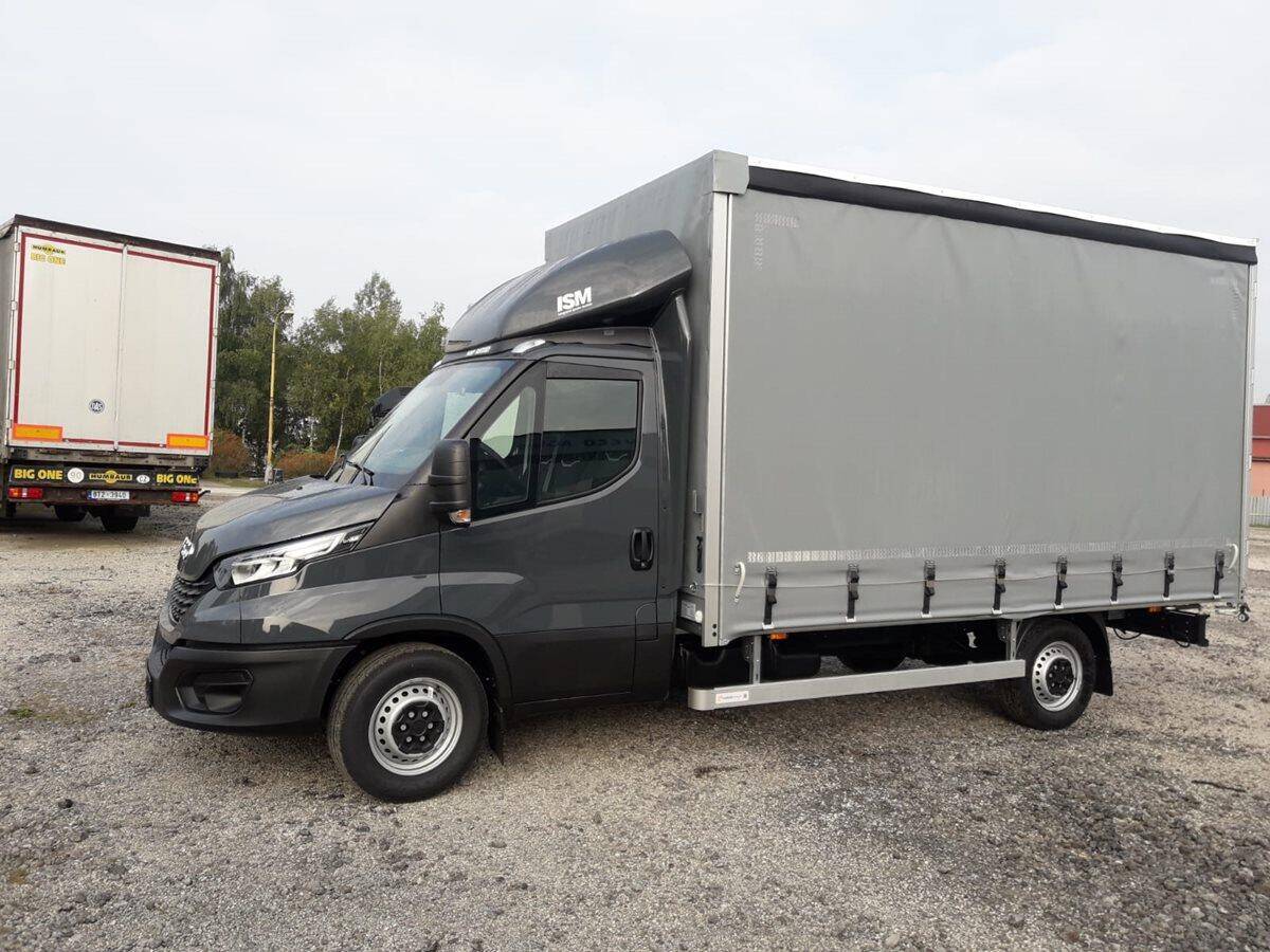 Iveco Daily  35S18H 4x2 plachta 8pal.