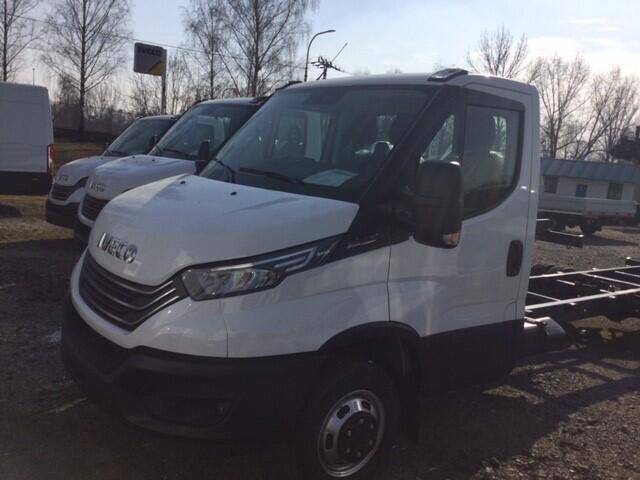 Iveco Daily  50C21 do 3,5t, tažné, klima