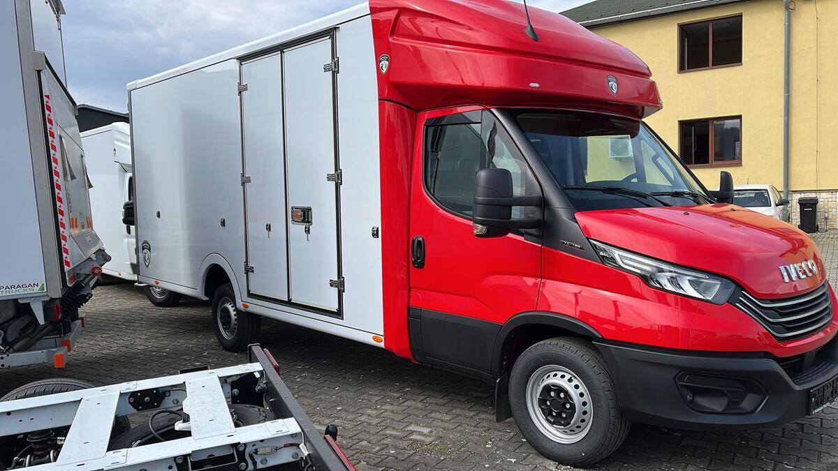 Iveco Daily  35S18, klima