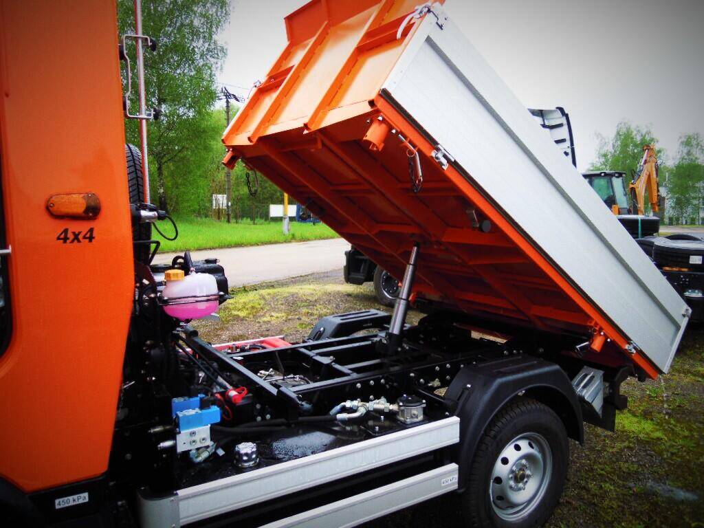 ZEBRA Dlouhá Zebra L sklápěč 4x4