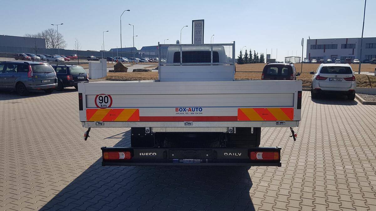 Iveco Daily  70C18 valník 6m skladem