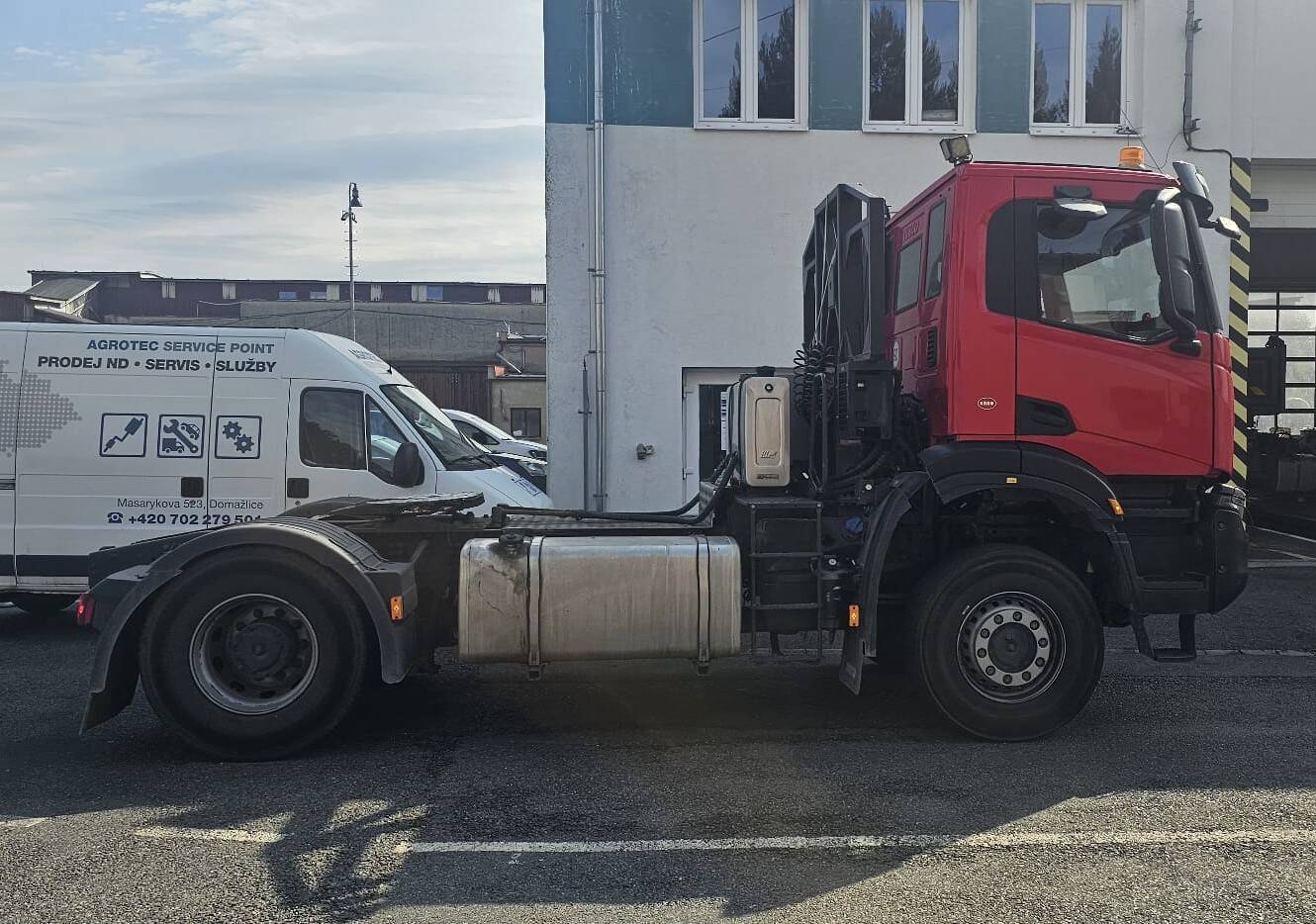 Iveco Traktor T -WAY AD400T45WT/P 4x4, traktor