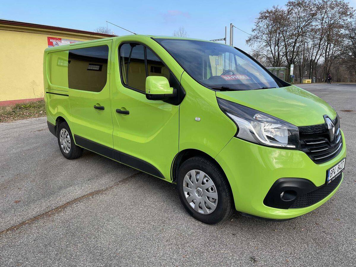 Renault Trafic M1 6 míst, klima