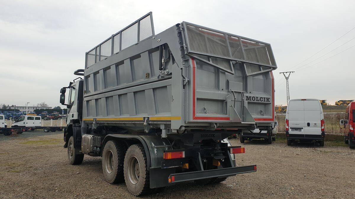 Iveco Trakker  - Traktor 260T45W