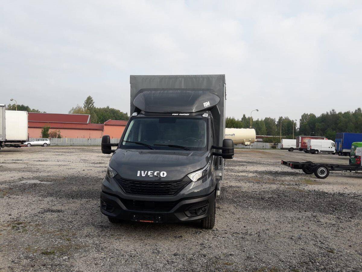 Iveco Daily  35S18H 4x2 plachta 8pal.