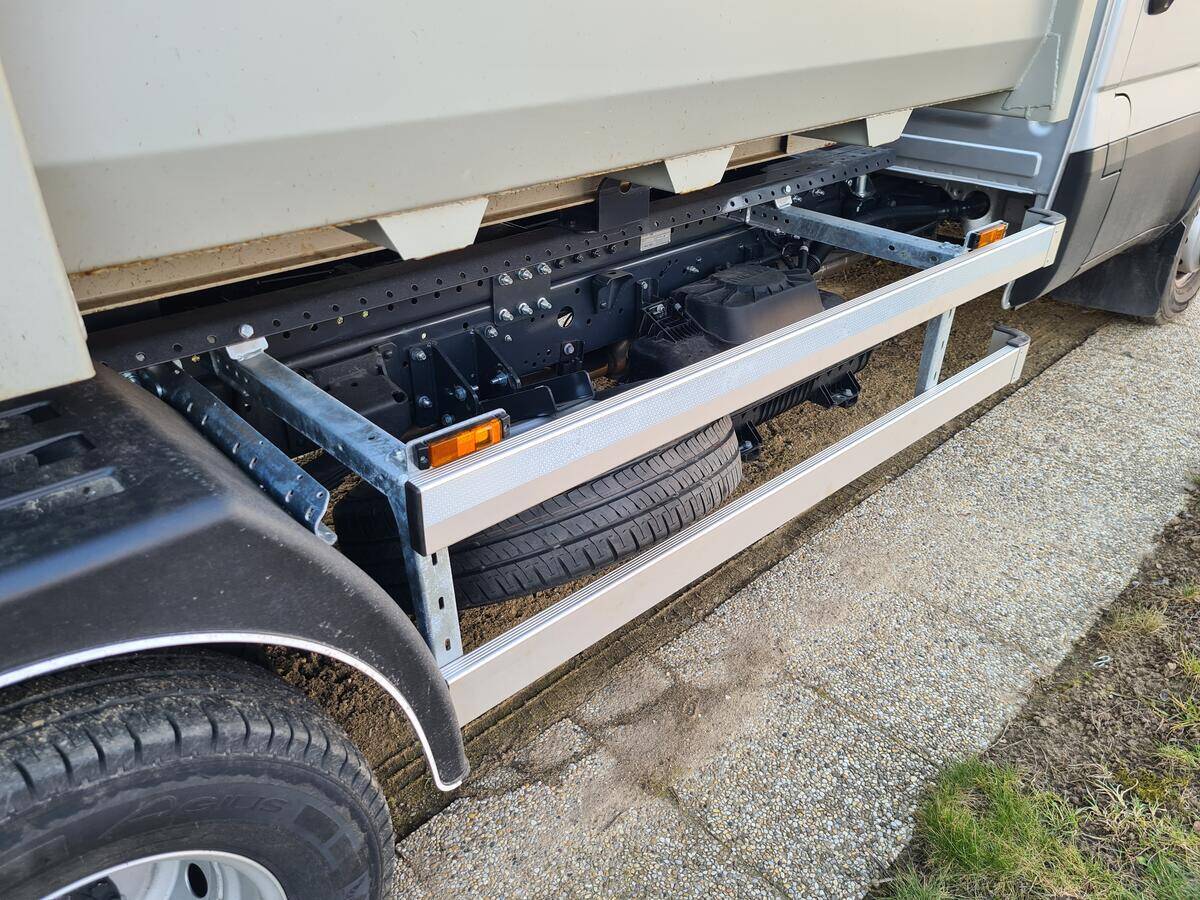 Iveco Daily  70C18 natahovák