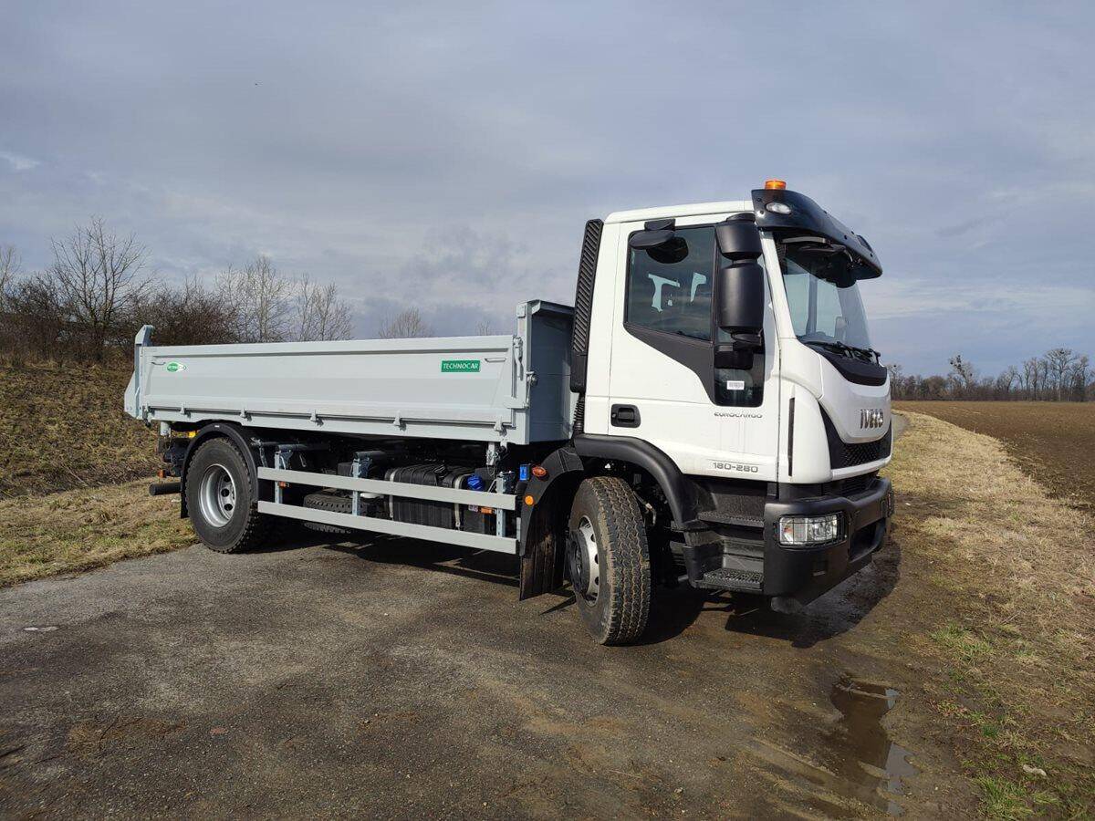 Iveco Eurocargo  180E28/P sklápěč S3, skladem