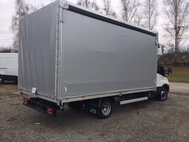 Iveco Daily  50C18 do 3,5t valník, plachta